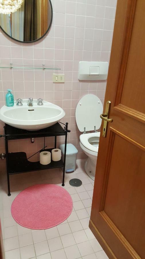 Trastevere Apartment Рим Екстер'єр фото