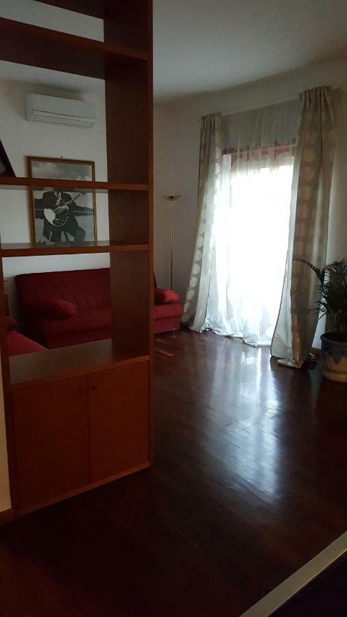 Trastevere Apartment Рим Екстер'єр фото